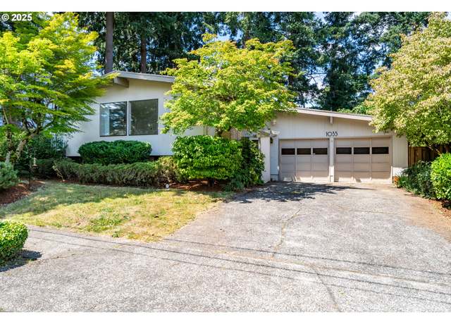 Property at 1035 NE 176th Ave, Portland, OR 97230, 5 beds, 2 baths