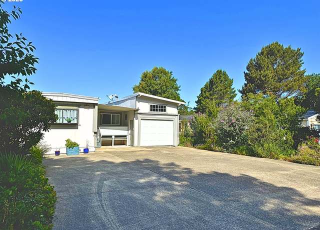 Property at 1600 Rhododendron Dr #218, Florence, OR 97439, 2 beds, 1 bath