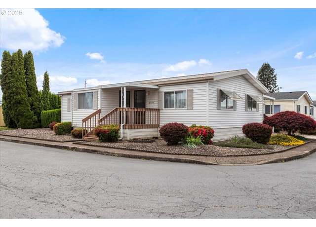 Property at 2750 Oakland Loop SE, Salem, OR 97317, 2 beds, 2 baths