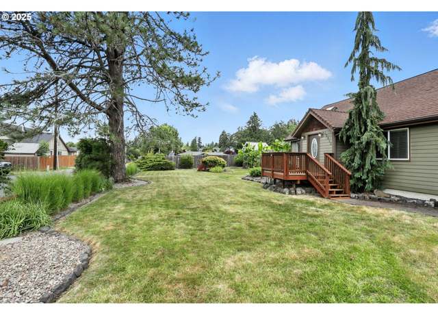Property at 16510 SE Gordon St, Milwaukie, OR 97267, 3 beds, 2 baths