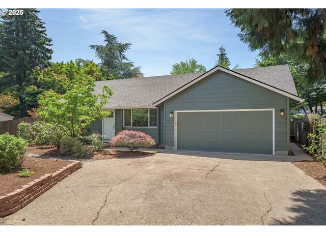 Property at 2817 Applewood Ln, Eugene, OR 97408, 3 beds, 2 baths