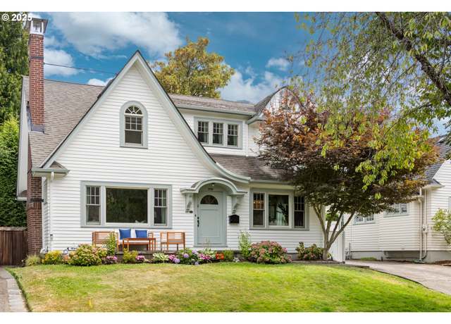 Property at 2726 NE 12th Ave, Portland, OR 97212, 4 beds, 4 baths
