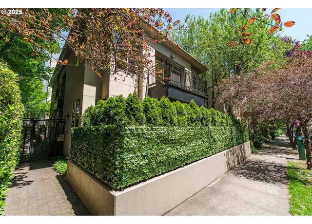 Property at 1951 NW Hoyt St, Portland, OR 97209, 2 beds, 2 baths
