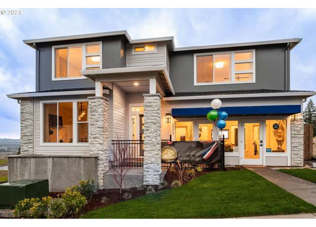 Property at 15579 SW Peace Ave, Tigard, OR 97224, 4 beds, 3 baths