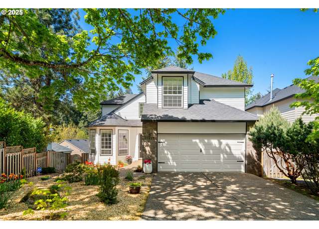 Property at 11227 SW 27th Ave, Portland, OR 97219, 4 beds, 2.5 baths