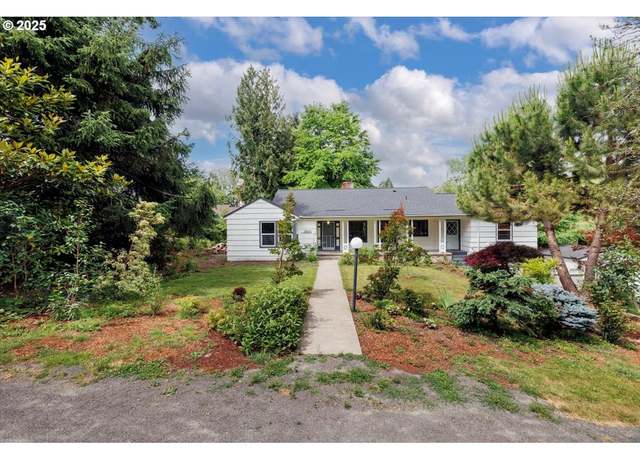 Property at 3855 SW 97th Ave, Portland, OR 97225, 3 beds, 2 baths