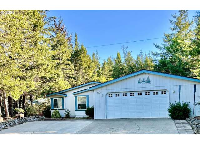 Property at 402 Sherwood Loop, Florence, OR 97439, 3 beds, 2.5 baths