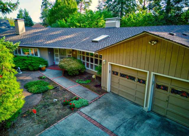 Property at 5100 SW Laurelwood Ave, Portland, OR 97225, 3 beds, 2.5 baths