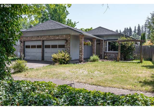 Property at 4855 Camellia St, Springfield, OR 97478, 3 beds, 2 baths