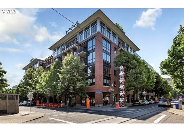 Property at 1030 NW Johnson St #501, Portland, OR 97209, 1 bed, 1 bath