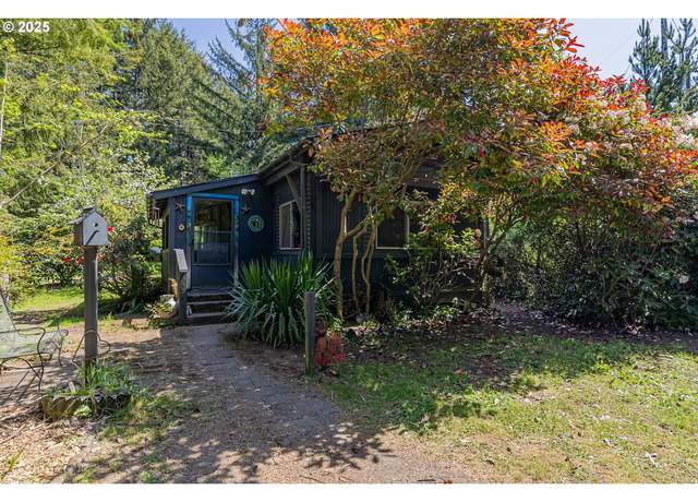 Property at 88102 Mallory Ln, Bandon, OR 97411, 2 beds, 1 bath