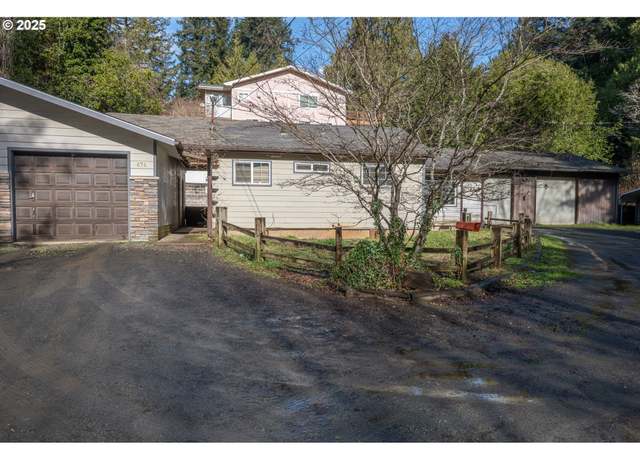 Property at 874 E 7th Pl, Coquille, OR 97423, 2 beds, 1 bath