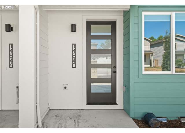 Property at 14840 NE Couch St #7, Portland, OR 97230, 3 beds, 1.5 baths
