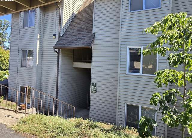Property at 200 SW Florence Ave Unit I-17, Gresham, OR 97080, 1 bed, 1 bath