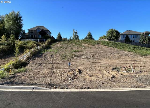 Property at 2701 NW Pinehurst Dr #01, Mcminnville, OR 97128