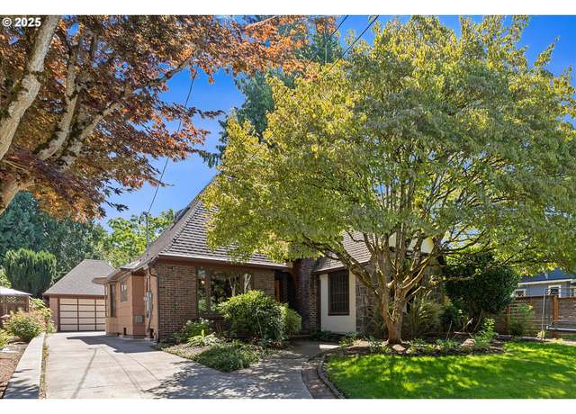 Property at 2728 NE 32nd Ave, Portland, OR 97212, 4 beds, 3 baths
