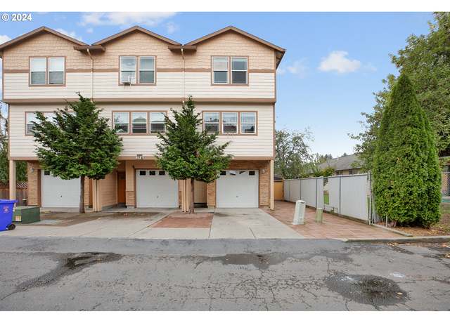 Property at 3347 SE 143rd Ave, Portland, OR 97236, 3 beds, 2.5 baths