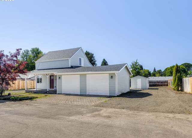 Property at 1542 NE 10th Ave, Mcminnville, OR 97128, 4 beds, 2 baths
