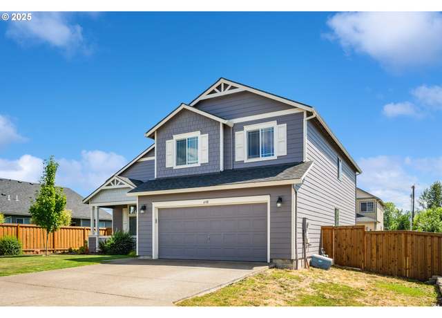 Property at 698 Stewart Dr, Molalla, OR 97038, 5 beds, 3 baths