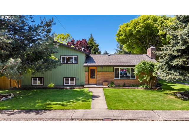 Property at 1823 NE Garfield St, Camas, WA 98607, 4 beds, 2 baths