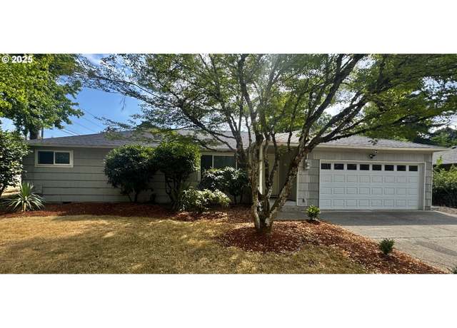 Property at 1388 Hillendale Dr, Salem, OR 97302, 3 beds, 2 baths