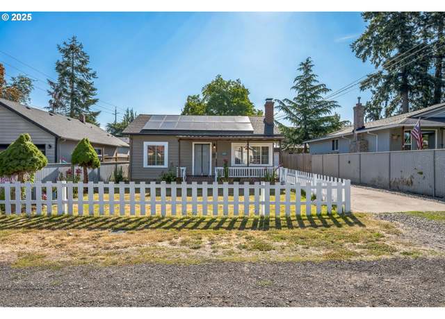 Property at 420 SE Linden Ave, Gresham, OR 97080, 2 beds, 1 bath
