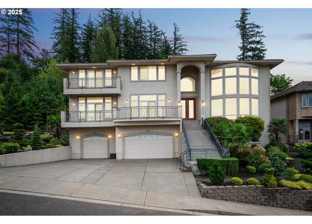 Property at 9340 SE Emmert View Ct, Happy Valley, OR 97086, 6 beds, 3.5 baths