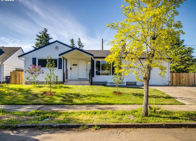 Property at 11312 NE Davis St, Portland, OR 97220, 4 beds, 2 baths