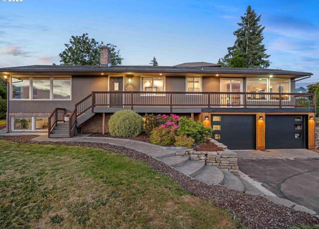 Property at 470 S 9th Ct, Ridgefield, WA 98642, 5 beds, 2 baths