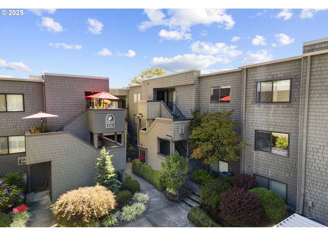 Property at 5620 S Riverside Ln #14, Portland, OR 97239, 2 beds, 2 baths