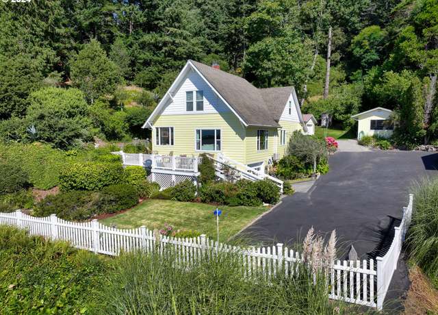 Property at 94361 Wedderburn Loop, Gold Beach, OR 97444, 4 beds, 3 baths