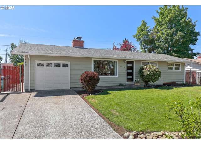 Property at 2313 SE 178th Ave, Portland, OR 97233, 5 beds, 2 baths