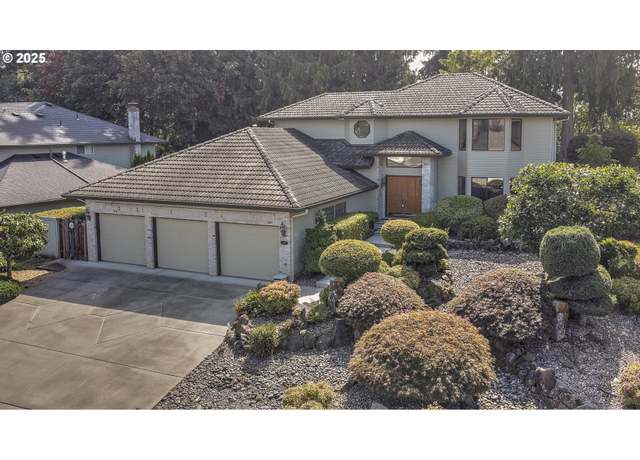 Property at 1607 NW 136th St, Vancouver, WA 98685, 4 beds, 3.5 baths