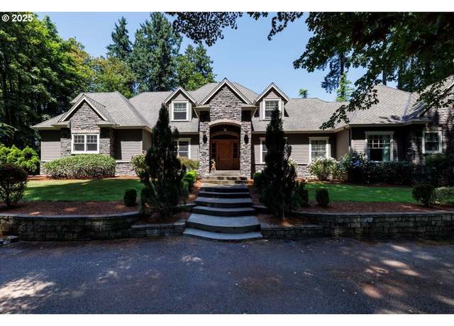 Property at 1261 SW Underhill Rd, Portland, OR 97219, 6 beds, 6 baths