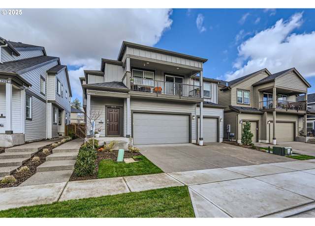 Property at 18419 SW Buckhorn Dr, Beaverton, OR 97007, 4 beds, 3 baths