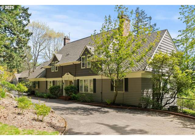 Property at 5000 SW Hewett Blvd, Portland, OR 97221, 5 beds, 3.5 baths