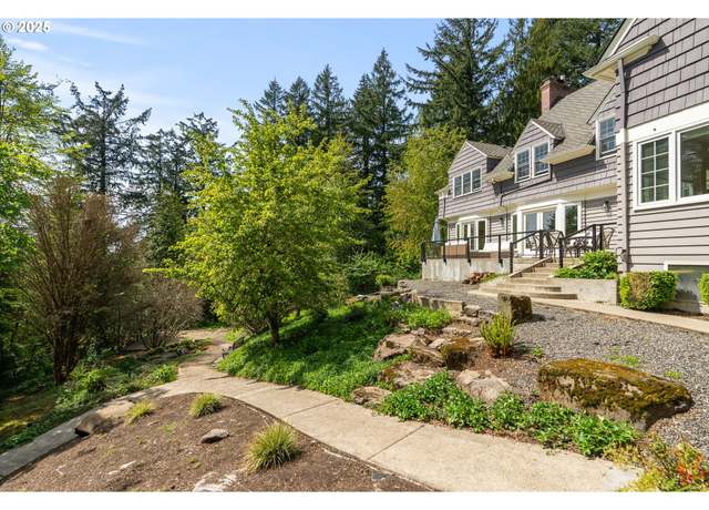 Property at 5000 SW Hewett Blvd, Portland, OR 97221, 5 beds, 3.5 baths