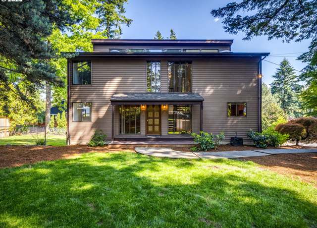 Property at 7785 SW West Slope Dr, Portland, OR 97225, 4 beds, 3 baths