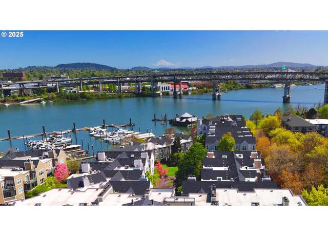 Property at 305 S Montgomery St Unit F409, Portland, OR 97201, 2 beds, 1.5 baths