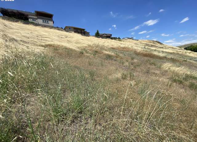 Property at 2249 NW Furnish Ave, Pendleton, OR 97801
