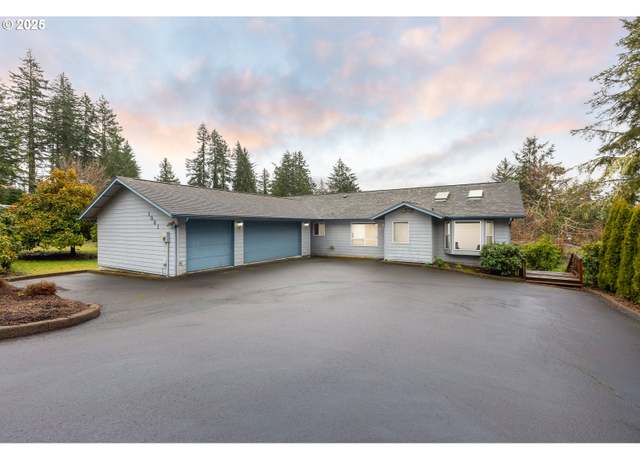 Property at 1081 NW Sunset Dr, Toledo, OR 97391, 6 beds, 4 baths