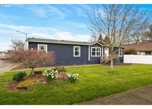 Property at 20993 Brentwood Ct, Donald, OR 97020, 3 beds, 2 baths