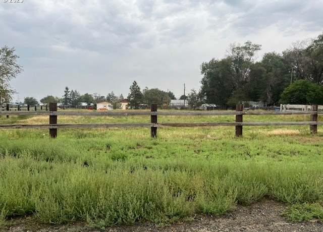 Property at 1 15th St, Baker City, OR 97814