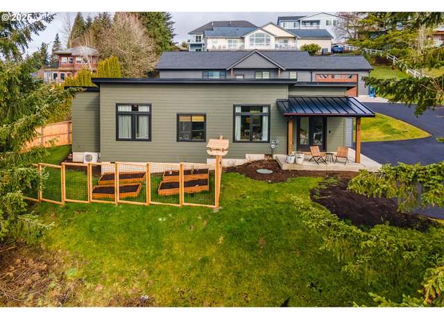 Property at 810 Taylor Rd, Kalama, WA 98625, 2 beds, 1.5 baths