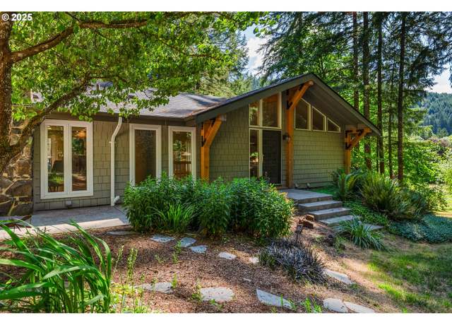 Property at 22276 Vaughn Rd, Veneta, OR 97487, 4 beds, 2.5 baths