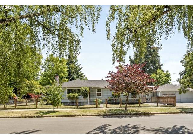 Property at 7540 N Reno Ave, Portland, OR 97203, 4 beds, 2 baths