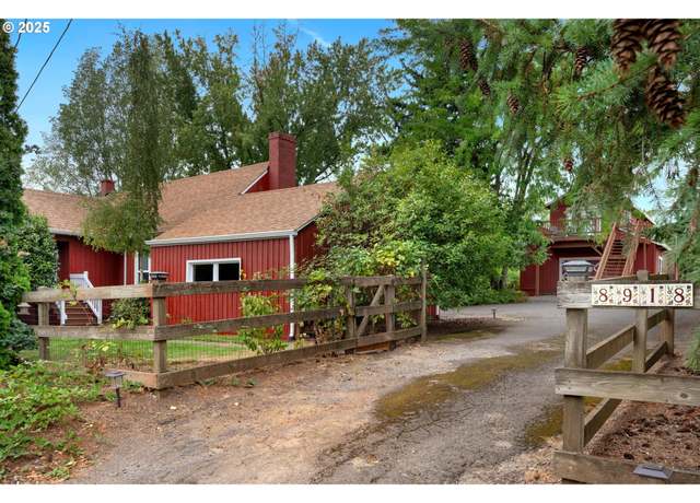 Property at 8918 SW Grabhorn Rd, Beaverton, OR 97007, 3 beds, 2 baths
