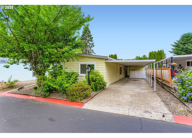 Property at 100 SW 195th Ave #9, Beaverton, OR 97006, 3 beds, 2 baths