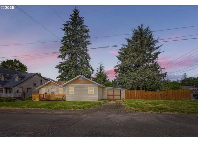 Property at 1834 C St, Forest Grove, OR 97116, 3 beds, 2 baths