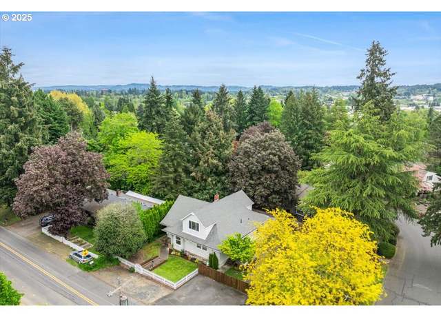 Property at 9625 SW Frewing St, Portland, OR 97223, 7 beds, 3.5 baths